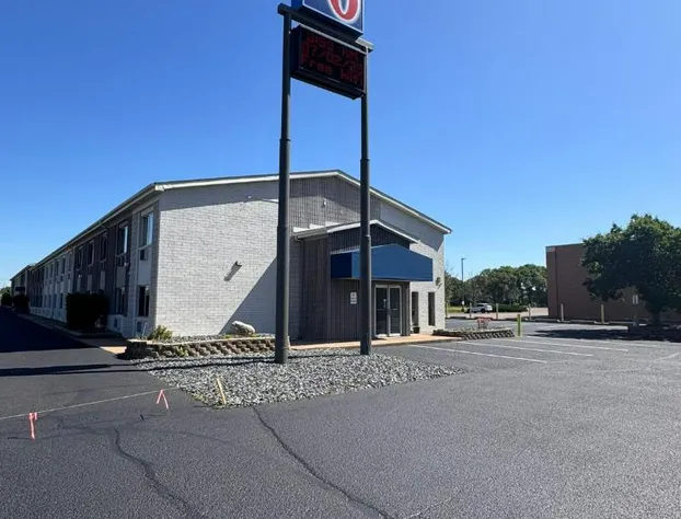 Motel 6 Eau Claire, WI hotel detail image 2