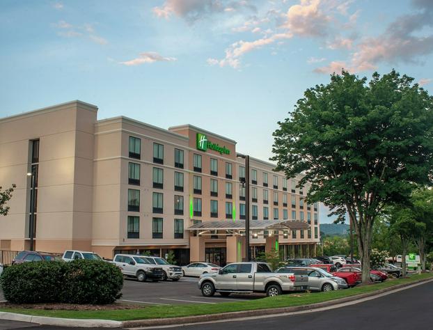 Holiday Inn Knoxville N - Merchant Drive, an IHG Hotel hotel detail image 2