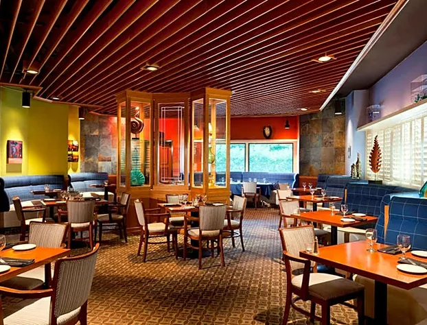 Four Points by Sheraton Bakersfield hotel detail image 2