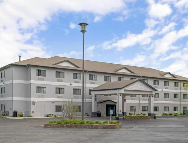 Best Western Port Huron Blue Water Bridge hotel detail image 1