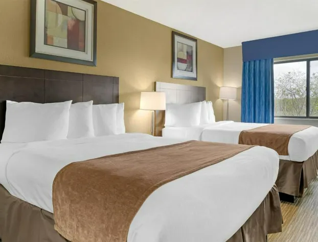 Best Western Port Huron Blue Water Bridge hotel detail image 3