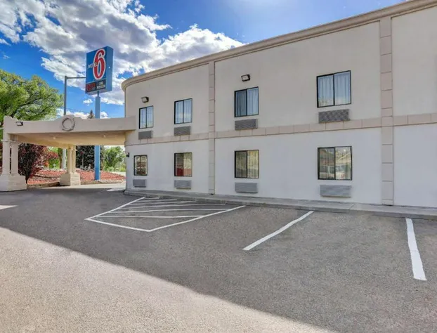 Motel 6 Espanola, NM hotel detail image 1
