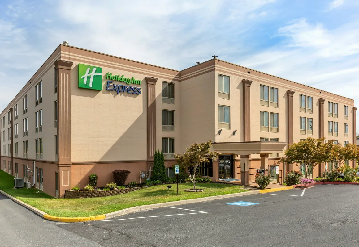 Holiday Inn Express Harrisburg SW - Mechanicsburg by IHG hotel hero