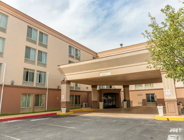 Holiday Inn Express Harrisburg SW - Mechanicsburg by IHG hotel detail image 2