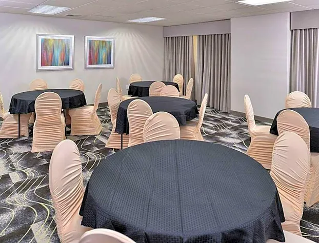 Comfort Inn & Suites Frisco - Plano hotel detail image 3