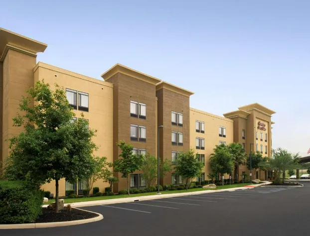 Hampton Inn & Suites San Antonio Northwest/Medical Center hotel detail image 1