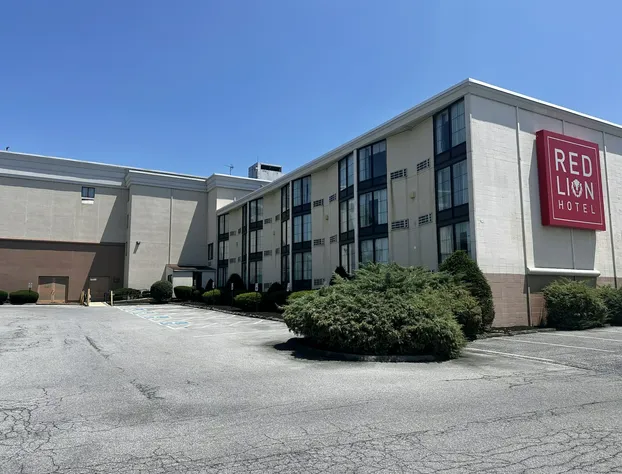 Red Lion Hotel Harrisburg Hershey hotel detail image 1