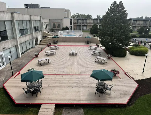 Red Lion Hotel Harrisburg Hershey hotel detail image 2