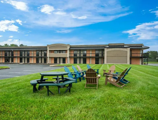 Red Roof Inn Perryville hotel detail image 3