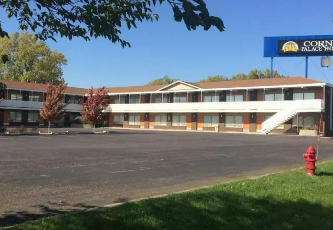 Corn Palace Inn hotel hero