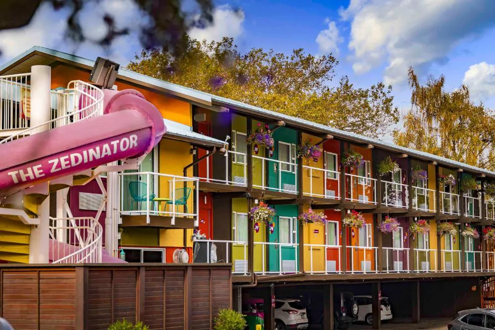 Hotel Zed Victoria hotel hero