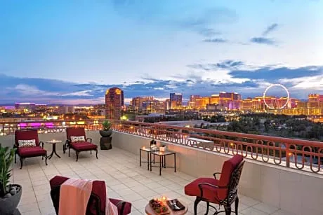 Embassy Suites by Hilton Convention Center Las Vegas hotel detail image 2