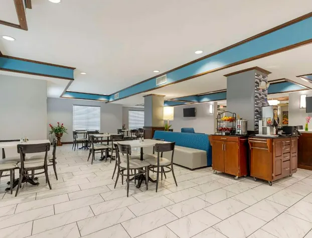 Best Western Medical Center North Inn & Suites Near Six Flags hotel detail image 3