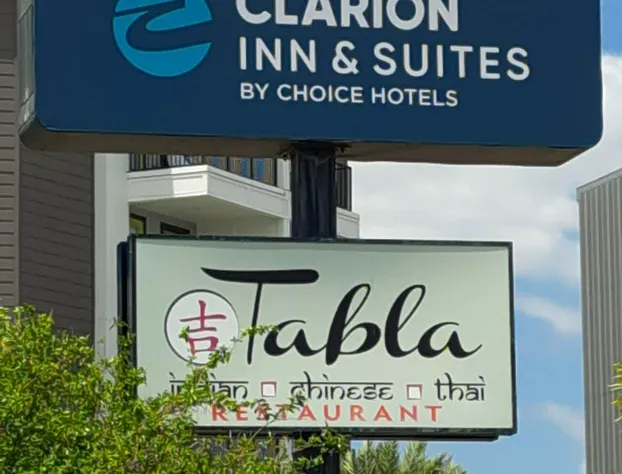 Clarion Inn & Suites Across From Universal Orlando Resort hotel detail image 1