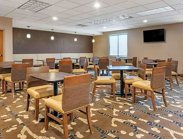 Comfort Inn Glenmont - Albany South hotel detail image 4