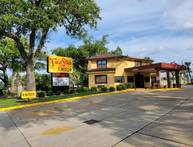 Twin Star Lodge hotel detail image 1