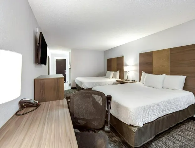 Red Lion Inn & Suites Grants Pass hotel detail image 4