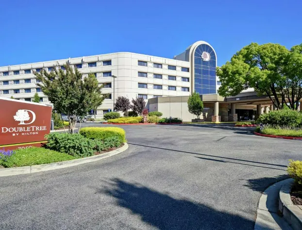 DoubleTree by Hilton Hotel Pleasanton at the Club hotel detail image 2