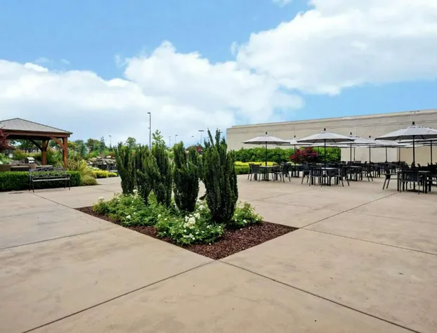 DoubleTree by Hilton Hotel Pleasanton at the Club hotel detail image 4