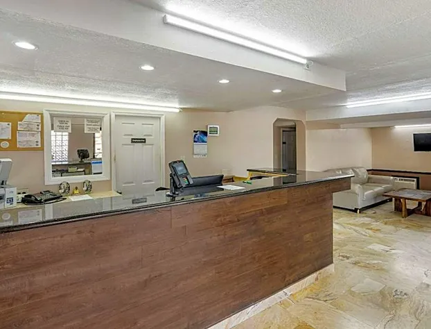 Rodeway Inn Clearwater - Dunedin hotel detail image 2