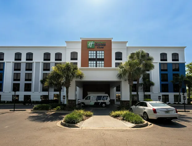 Holiday Inn Express & Suites Jacksonville SE- Med Ctr Area by IHG hotel detail image 4