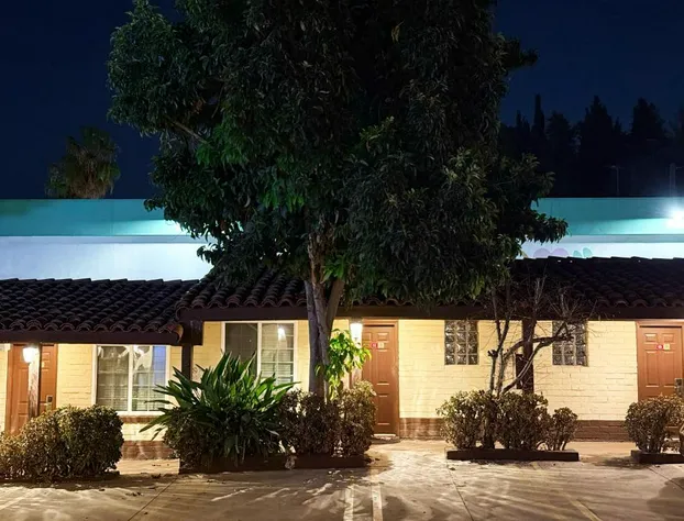 El Patio Inn - Near Universal Studios Hollywood hotel detail image 1