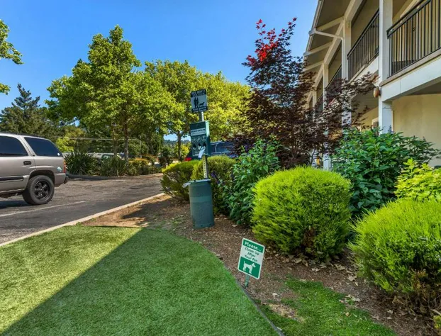 Best Western Plus Inn Scotts Valley hotel detail image 4