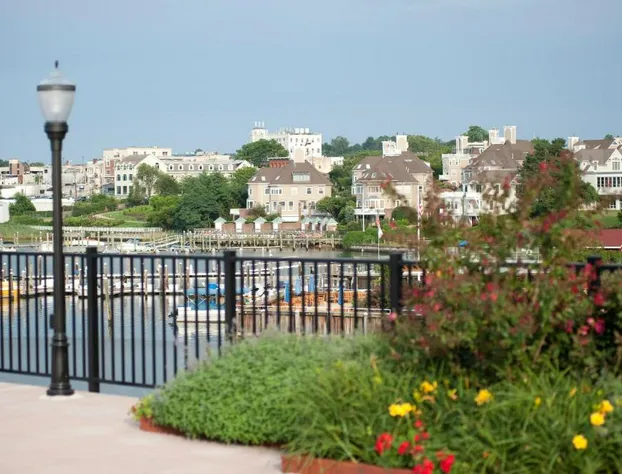 Molly Pitcher Inn hotel detail image 3