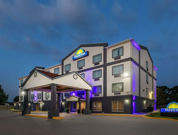 Days Inn by Wyndham Baton Rouge/I-10 hotel detail image 2