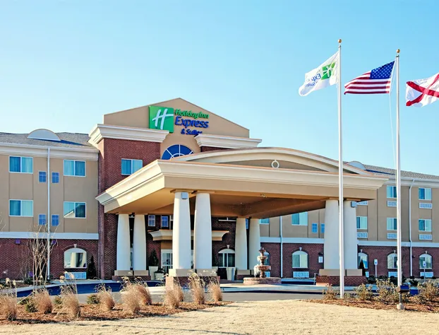 Holiday Inn Express Hotel & Suites FLORENCE NORTHEAST by IHG hotel detail image 1