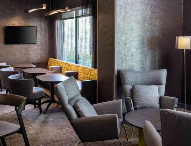 SpringHill Suites by Marriott Bakersfield hotel detail image 4