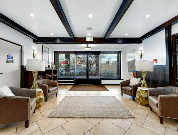 Stratford Inn hotel detail image 3