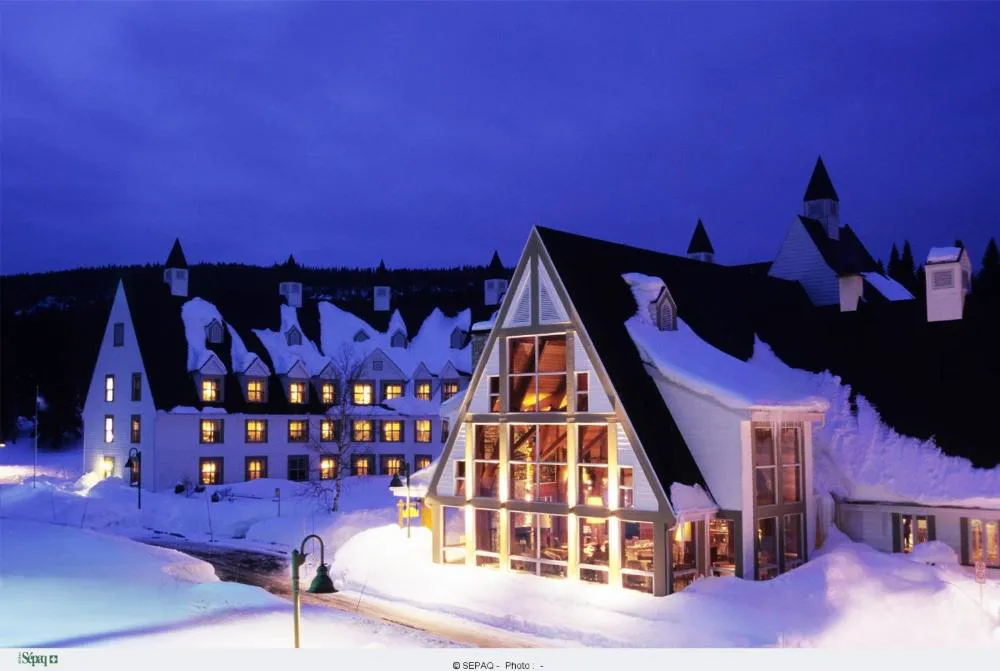 Gite du Mont-Albert - Sepaq hotel hero