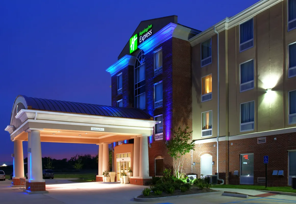 Holiday Inn Express & Suites Baton Rouge East by IHG hotel hero