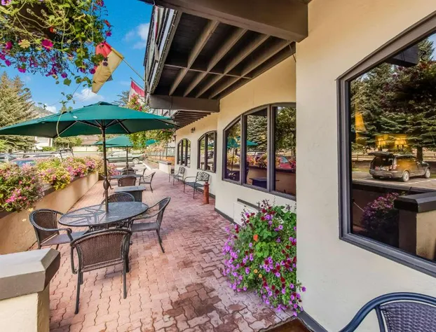 Best Western Tyrolean Lodge hotel detail image 3