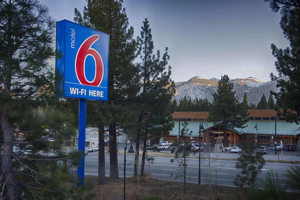 Motel 6 Mammoth Lakes, CA hotel hero
