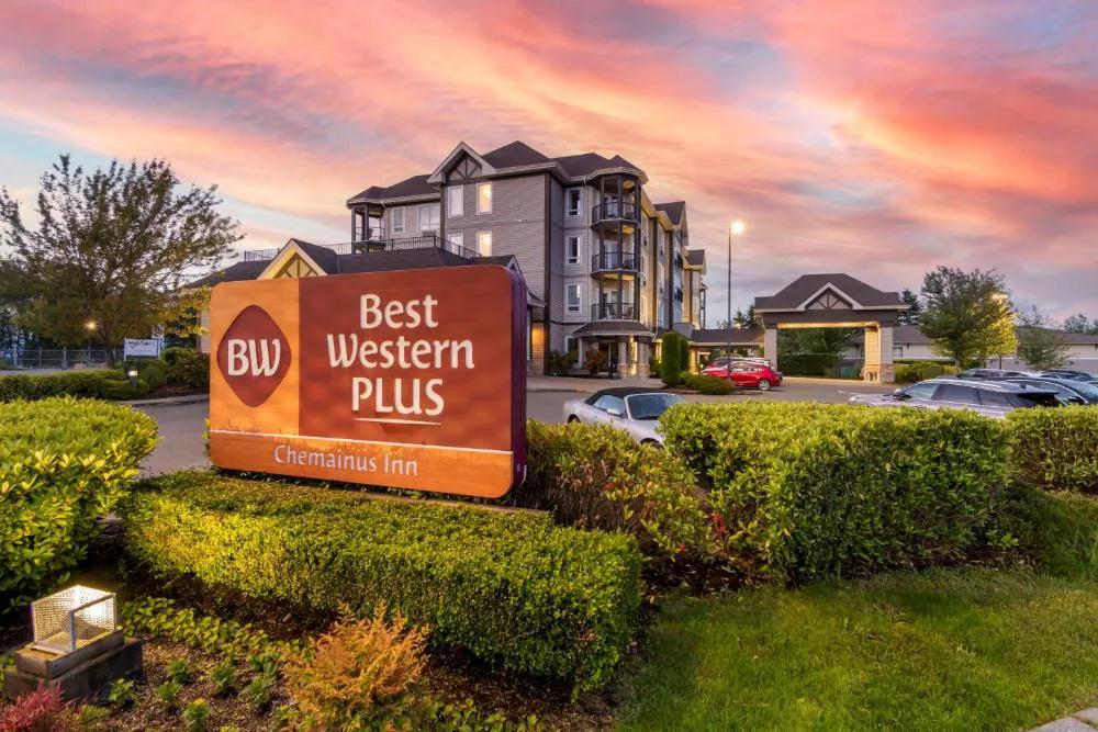 Best Western Plus Chemainus Inn hotel hero