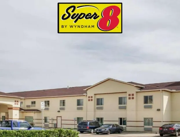 Super 8 by Wyndham Brenham TX hotel detail image 1
