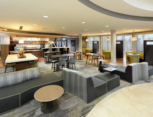 Courtyard by Marriott Danville hotel detail image 3