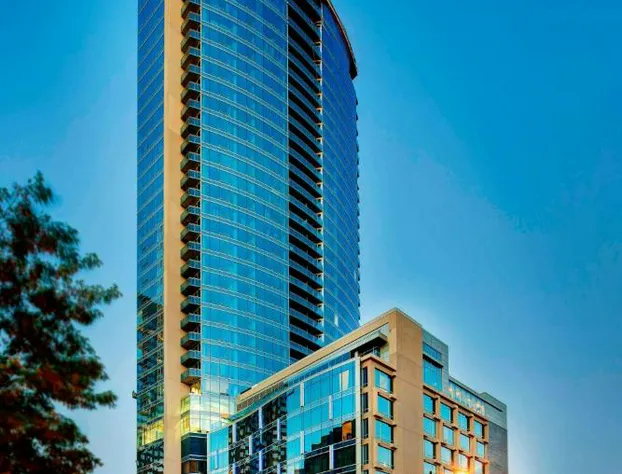 Courtyard by Marriott Montreal Downtown hotel detail image 1