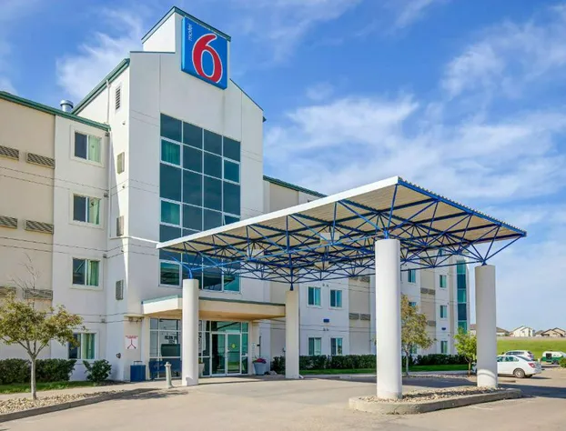 Motel 6 Grande Prairie, AB hotel detail image 1