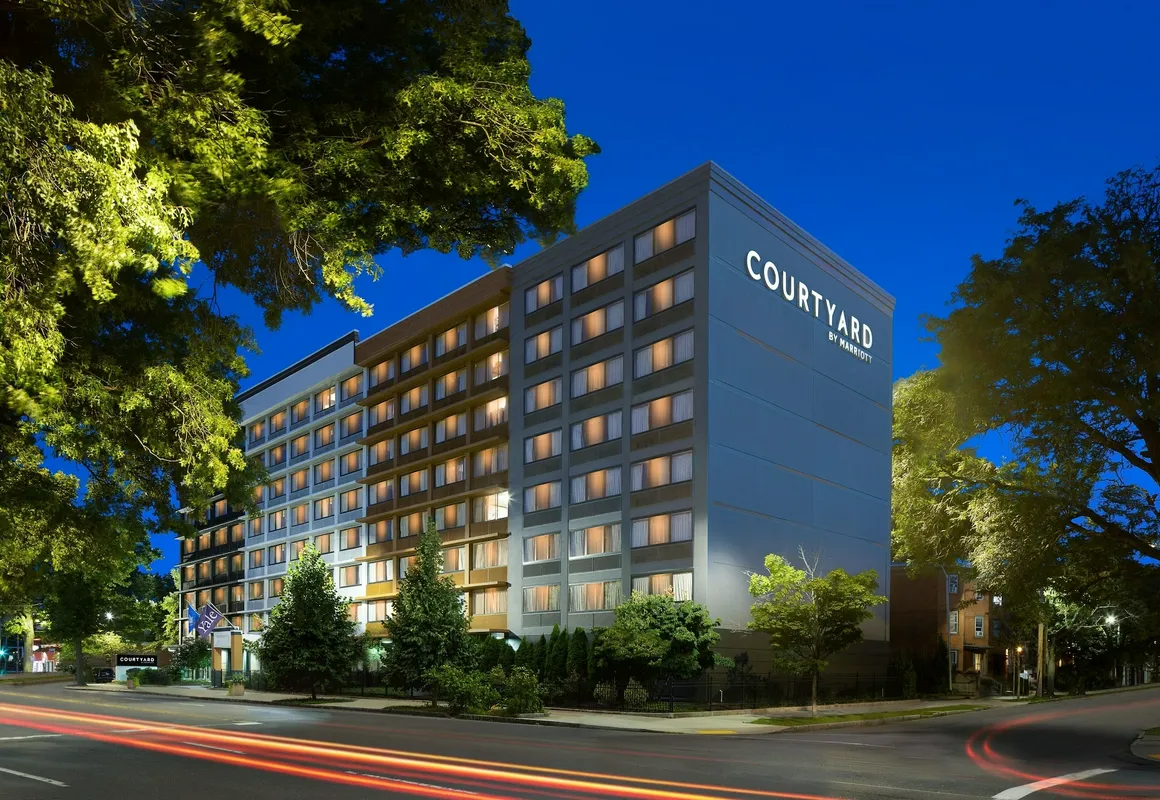 Courtyard New Haven at Yale hotel hero
