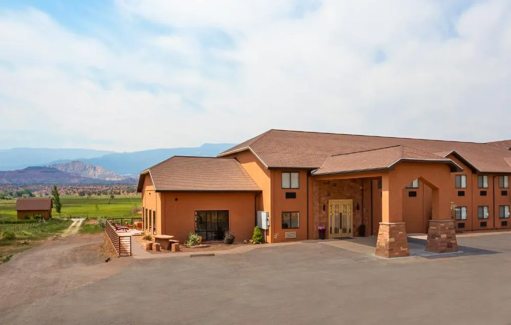 Red Sands Hotel hotel hero