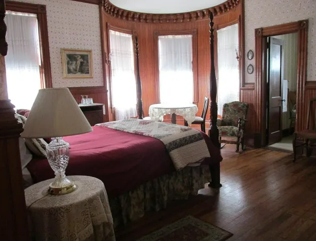 Pensacola Victorian B&B hotel detail image 3