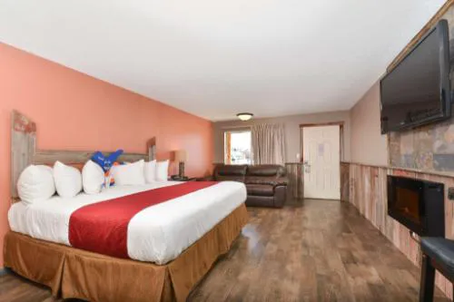 Americas Best Value Inn Wall hotel detail image 3