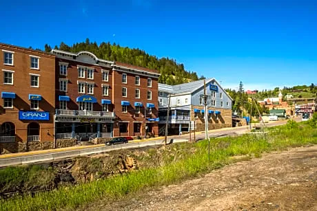 Grand Z Casino Hotel by Red Lion Hotels hotel hero