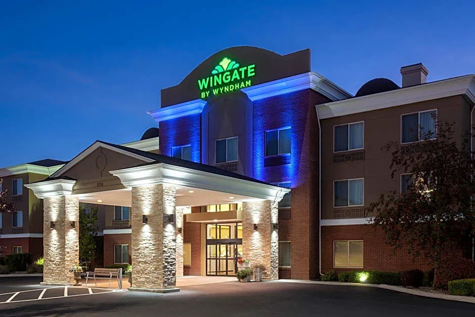 Wingate by Wyndham Moses Lake hotel hero