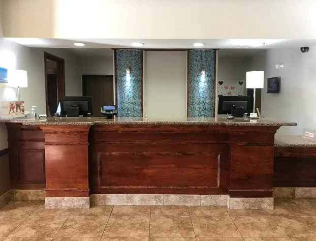 Holiday Inn Express Hotel & Suites Barstow-Outlet Center by IHG hotel detail image 2