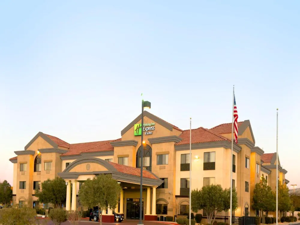 Holiday Inn Express Hotel & Suites Barstow-Outlet Center by IHG hotel hero