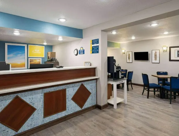 Days Inn & Suites by Wyndham Kokomo hotel detail image 4